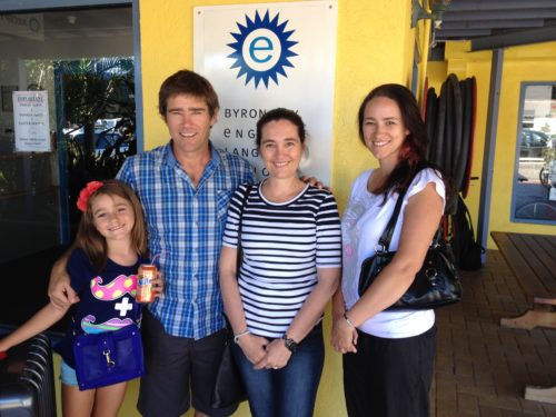 Michael O'Grady directeur de BBELS et sa famille et Cyrille Marshall en visite à Byron Bay